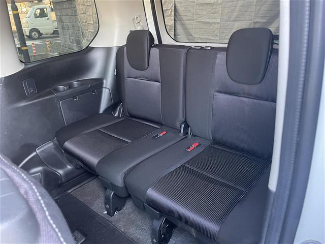 セレナ e-パワー ハイウェイスターV エマージェンシーブレーキ クルーズコントロール 純正SDナビ TV/CD/DVD/BT 純正フリップダウンモニター 純正前方ドライブレコーダー/DJ4-D 両側パワースライドドア ステアリングスイッチ(27枚目)