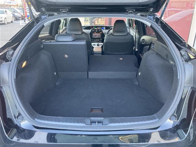 Sツーリングセレクション 純正HDDナビ・CD/DVD/Bluetooth/フルセグTV・バックカメラ・衝突軽減ブレーキ・レーンキープアシスト・レーダークルーズコントロール・シートヒーター・LED・TC・純正ホイール(33枚目)