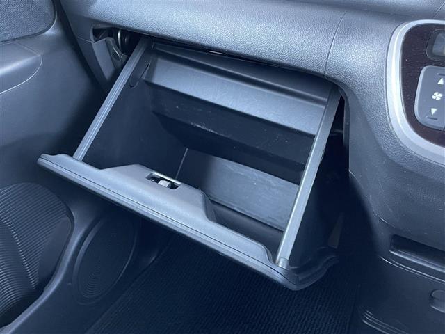 G・Lパッケージ 純正オーディオ・CD/AUX・Pスラ・Pスタート・スマートキー・純正フロアマット・電格ミラー・オートライト・ドアバイザー・ステアリングスイッチ・純正AW(15枚目)