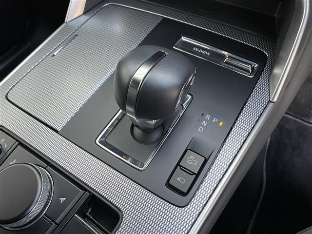 CX-60 XD エクスクルーシブモード サンルーフ 360°モニター BOSEサウンド 革シート 純正ナビ ACC パワーシート ヘッドアップディスプレイ パワーバックドア コーナーセンサー ブラインドスポットモニター LEDライト(9枚目)