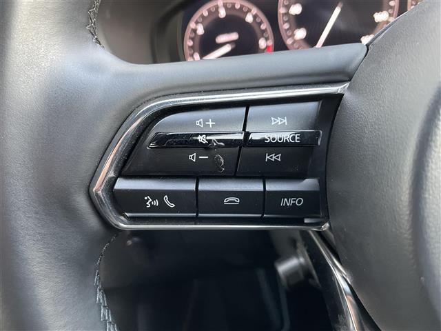 CX-60 XD エクスクルーシブモード サンルーフ 360°モニター BOSEサウンド 革シート 純正ナビ ACC パワーシート ヘッドアップディスプレイ パワーバックドア コーナーセンサー ブラインドスポットモニター LEDライト(12枚目)