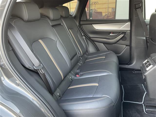 CX-60 XD エクスクルーシブモード サンルーフ 360°モニター BOSEサウンド 革シート 純正ナビ ACC パワーシート ヘッドアップディスプレイ パワーバックドア コーナーセンサー ブラインドスポットモニター LEDライト(24枚目)