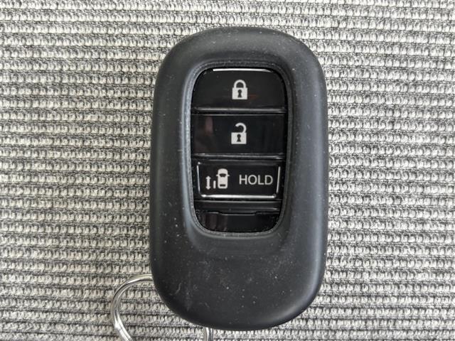 Ｎ－ＢＯＸ ベースグレード　ワンオーナー　追従型クルコン　Ｂカメラ　衝突軽減　レーンキープ　横滑り防止　電動パーキング　Ｂホールド　アイドリング　Ａライト　Ａハイビーム　ドラレコ前後　ＥＴＣ　シートヒーター　フルセグ　ＢＴ（17枚目）