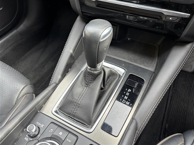 アテンザセダン ＸＤ　Ｌパッケージ　・プッシュスタート・ＦＭ／ＡＭ／ＣＤ・Ｂｌｕｅｔｏｏｔｈ接続・パドルシフト・ＢＯＳＥサウンド・パワーステアリング・パワーウインドウ・アイドリングストップ・ＡＡＣ・スマートキー（8枚目）