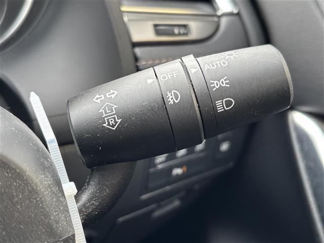 アテンザセダン ＸＤ　Ｌパッケージ　・プッシュスタート・ＦＭ／ＡＭ／ＣＤ・Ｂｌｕｅｔｏｏｔｈ接続・パドルシフト・ＢＯＳＥサウンド・パワーステアリング・パワーウインドウ・アイドリングストップ・ＡＡＣ・スマートキー（11枚目）