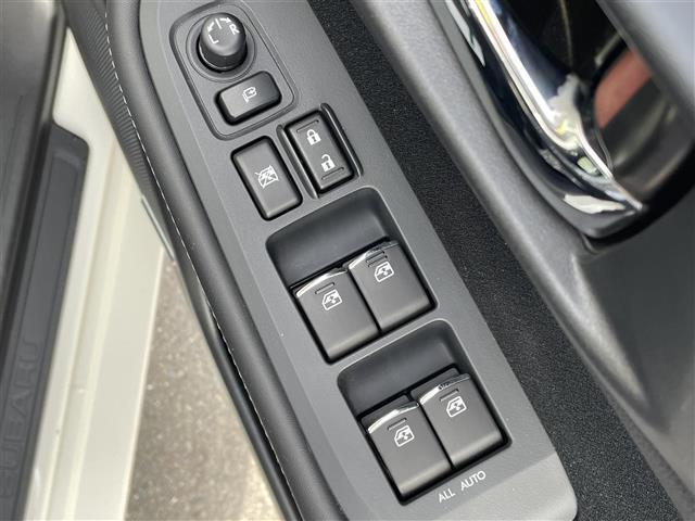 レガシィＢ４ ベースグレード　シートメモリー・シートヒーター・ステアリングヒーター・クルーズコントロール・ＥＴＣ・ユピテル・Ｈａｒｍａｎ　Ｋａｒｄｏｎ・デュアルエアコン・サンルーフ・プッシュスタート・スペアキー有・ドアバイザー（19枚目）