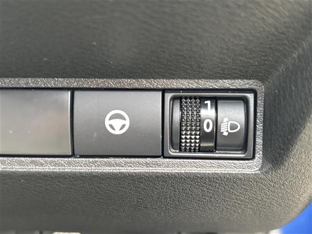 ノート Ｘ　純正ナビ・ワンセグＴＶ・ＨＤＭＩ／ＡＭ／ＦＭ／ＵＳＢ／Ｂｌｕｅｔｏｏｔｈ・全方位カメラ・アラウンドビュー・プロパイロット・追従クルコン・ブラインドスポットモニター・置くだけ充電・純ホイールカバー・（14枚目）