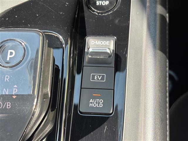 ノート Ｘ　純正ナビ・ワンセグＴＶ・ＨＤＭＩ／ＡＭ／ＦＭ／ＵＳＢ／Ｂｌｕｅｔｏｏｔｈ・全方位カメラ・アラウンドビュー・プロパイロット・追従クルコン・ブラインドスポットモニター・置くだけ充電・純ホイールカバー・（15枚目）