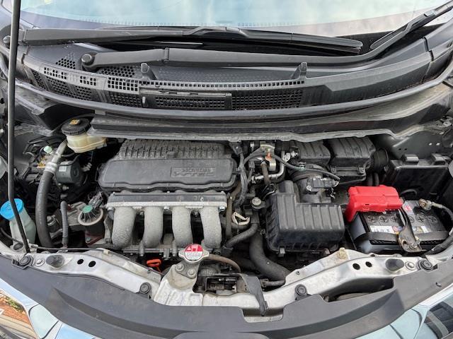 フリード G ジャストセレクション ・パワーステアリング・横滑り防止装置・オートライト・AAC・ビルトインETC・ステアリングリモコン・片側パワースライドドア・アイドリングストップ・ABS・AM/FM・SD・USB(39枚目)