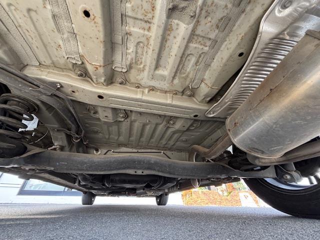 フリード G ジャストセレクション ・パワーステアリング・横滑り防止装置・オートライト・AAC・ビルトインETC・ステアリングリモコン・片側パワースライドドア・アイドリングストップ・ABS・AM/FM・SD・USB(40枚目)