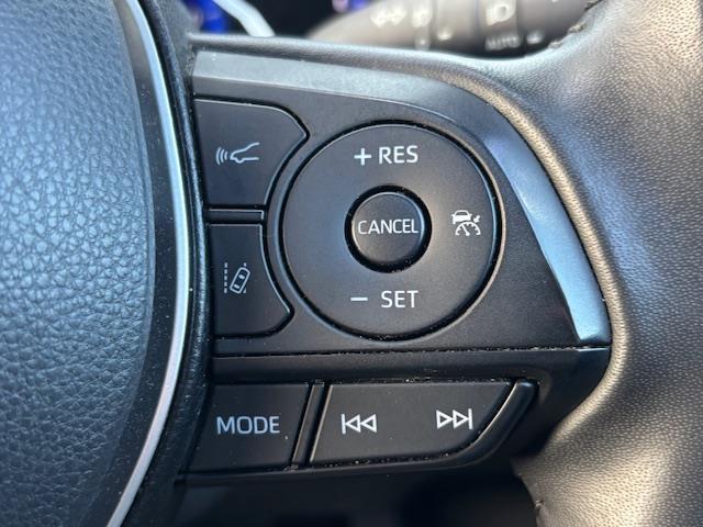 カローラクロス ハイブリッド　Ｚ　レーダークルーズコントロール・電動パーキングアシスト・パワーバックドア・シートヒーター・パワーシート・バックカメラ・プリクラッシュセーフティー・ステアリングリモコン・Ｐスタート・フォグランプ（10枚目）