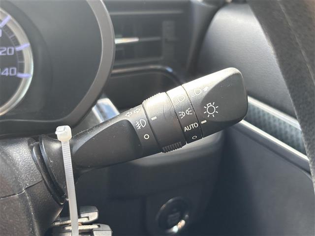 ムーヴ カスタム　Ｘリミテッド　ＳＡＩＩＩ　・衝突軽減ブレーキ・横滑り防止装置・盗難防止装置・オートハイビーム・アイドリングストップ・シートヒーター（運転席のみ）・オートライト・ステアリングリモコン・スマートキー・Ｂカメ（11枚目）