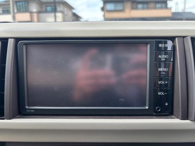 パッソ プラスハナ Cパッケージ ・TV・AM/FM・Bluetooth接続・AUX・CD・純正SDナビ・スペアあり・ベンチシート・横滑り防止装置・盗難防止装置・ECOモード・純正フロアマット・14インチ社外AW(2枚目)