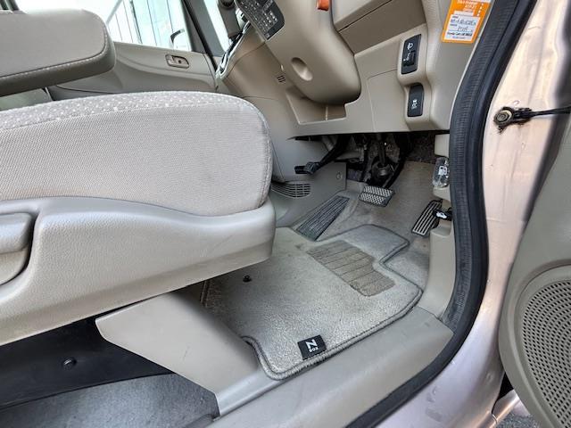 N-BOX G・Lパッケージ 純正ナビ・片側パワースライドドア・バックカメラ・純正アルミホイール・4WD・スマートキー・純正フロアマット・アイドリングストップ・フルフラットシート・ベンチシート・盗難防止装置・横滑り防止装置(22枚目)