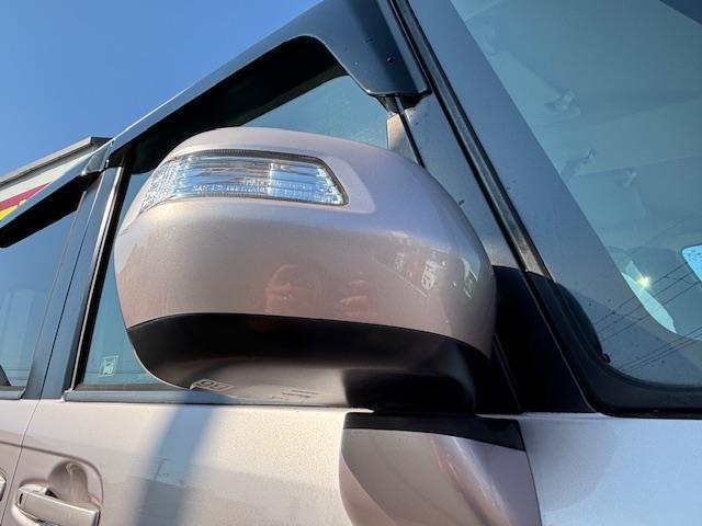 N-BOX G・Lパッケージ 純正ナビ・片側パワースライドドア・バックカメラ・純正アルミホイール・4WD・スマートキー・純正フロアマット・アイドリングストップ・フルフラットシート・ベンチシート・盗難防止装置・横滑り防止装置(30枚目)