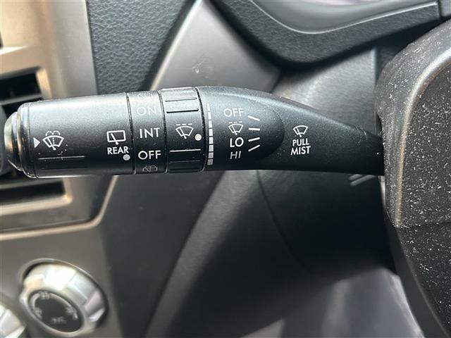 インプレッサ 1.5i-S ・プッシュスタート・パワーステアリング・パワーウインドウ・スマートキー・AAC・CD・DVD・AM/FM・ETC・フルフラット・フロアマット純正・パワーシート(運転席)・Sエアロ(6枚目)