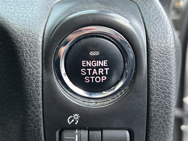 インプレッサ 1.5i-S ・プッシュスタート・パワーステアリング・パワーウインドウ・スマートキー・AAC・CD・DVD・AM/FM・ETC・フルフラット・フロアマット純正・パワーシート(運転席)・Sエアロ(8枚目)