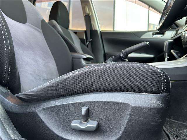 インプレッサ 1.5i-S ・プッシュスタート・パワーステアリング・パワーウインドウ・スマートキー・AAC・CD・DVD・AM/FM・ETC・フルフラット・フロアマット純正・パワーシート(運転席)・Sエアロ(12枚目)