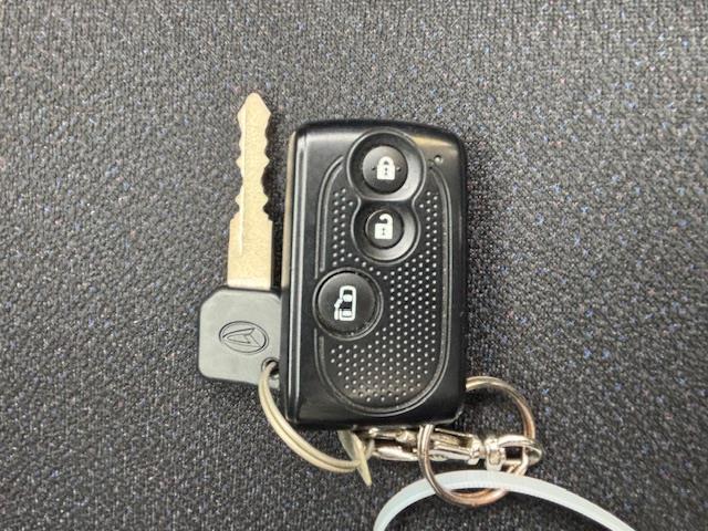 タント カスタムX SA アイドリングストップ・片側パワースライドドア・衝突軽減システム・横滑り防止装置・ナンバーフレームあり・後席サンシェード・後席ISOFIX・フォグランプ・ウインカーミラー・スペアキーあり・ハンドルカバー(10枚目)