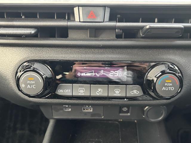 ノート X 全方位カメラ 純ナビ フルセグ BT レーダークルコン エマブレ レーンキープ ETC2.0 BSM レーンキープ Aホールド 電動パーキング 純正ドラレコ LEDヘッドライト Aライト Aハイビーム(9枚目)