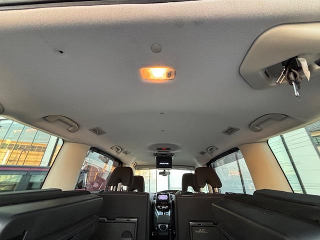 セレナ ハイウェイスター 純正ナビ・フルセグ・後席モニター・純正アルミホイール・LEDライト(27枚目)