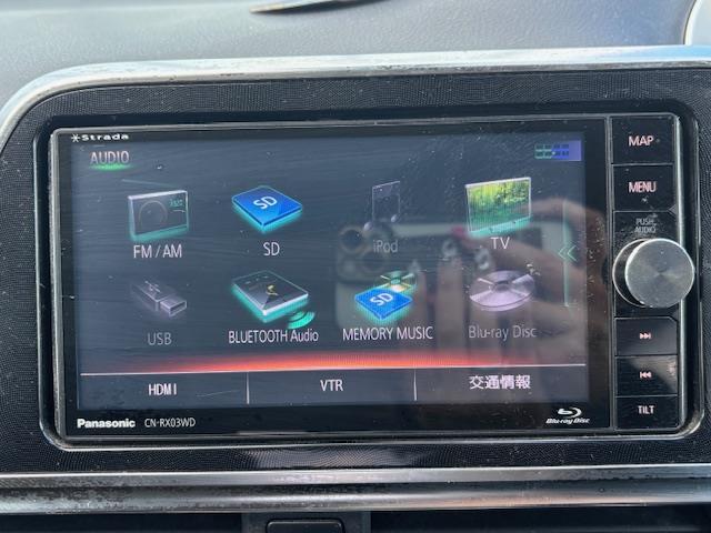 シエンタ ハイブリッドG 社外ナビ・フルセグTV・Bluetooth/CD/DVD・フリップダウンモニター・両Pスラ・クルコン・Aライト・レーンキープ・横滑り防止・Bカメ・Pスタート・スマートキー・ステアリングリモコン・ETC(3枚目)