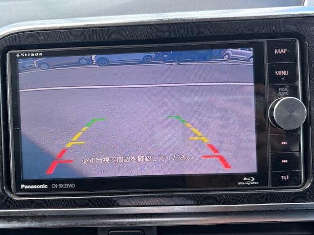 シエンタ ハイブリッドG 社外ナビ・フルセグTV・Bluetooth/CD/DVD・フリップダウンモニター・両Pスラ・クルコン・Aライト・レーンキープ・横滑り防止・Bカメ・Pスタート・スマートキー・ステアリングリモコン・ETC(4枚目)