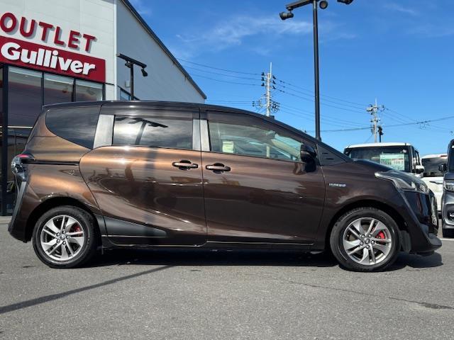 シエンタ ハイブリッドG 社外ナビ・フルセグTV・Bluetooth/CD/DVD・フリップダウンモニター・両Pスラ・クルコン・Aライト・レーンキープ・横滑り防止・Bカメ・Pスタート・スマートキー・ステアリングリモコン・ETC(36枚目)