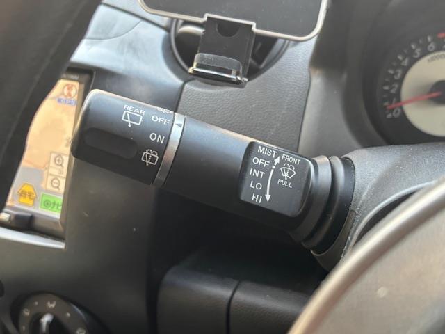 デミオ 13C ・シートカバー・ステアリングカバー・レベライザー・電格ミラー・純正ワンセグナビ・AM/FM・iPad・ETC(社外)・スタッドレスタイヤ付き・夏タイヤ付き(9枚目)