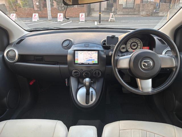 デミオ 13C ・シートカバー・ステアリングカバー・レベライザー・電格ミラー・純正ワンセグナビ・AM/FM・iPad・ETC(社外)・スタッドレスタイヤ付き・夏タイヤ付き(17枚目)