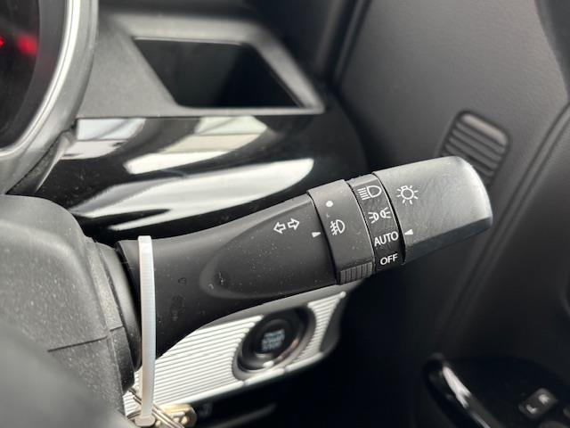 スペーシアカスタム ハイブリッドGS 片パワスラ 衝突軽減 純ナビ フルセグ ETC クリアランスソナー レーンキープ アイドリング 横滑り防止 Aライト LEDヘッドライト シートヒーター エンジンスターター フォグランプ BT(15枚目)