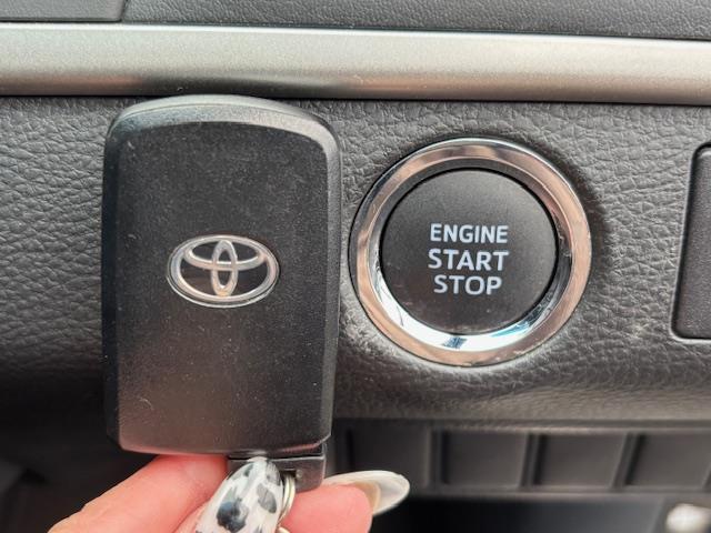 ハリアー エレガンス LEDヘッドライト 純正アルミ Pスタート スマートキー クリアランスソナー 横滑り防止機能 ETC パワーシート フロアマット Aライト ステアリングリモコン フォグランプ ウインカーミラー(13枚目)