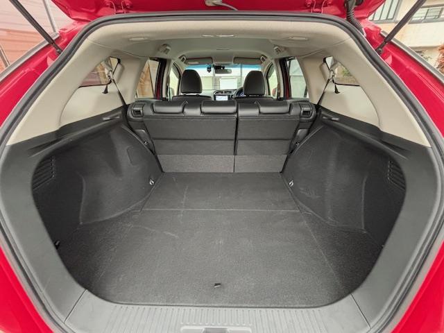 シャトル ハイブリッドXスタイルエディション 純正8インチナビ・バックカメラ・プッシュスタート・スマートキー・ビルトインETC・ステアリングリモコン・革巻きステアリング・ハーフレザーシート・社外ドライブレコーダー・純正フロアマット・ドアバイザー(24枚目)