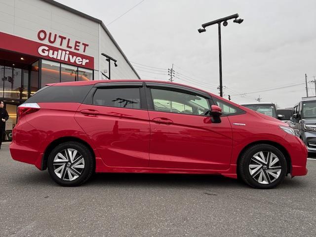 シャトル ハイブリッドXスタイルエディション 純正8インチナビ・バックカメラ・プッシュスタート・スマートキー・ビルトインETC・ステアリングリモコン・革巻きステアリング・ハーフレザーシート・社外ドライブレコーダー・純正フロアマット・ドアバイザー(38枚目)