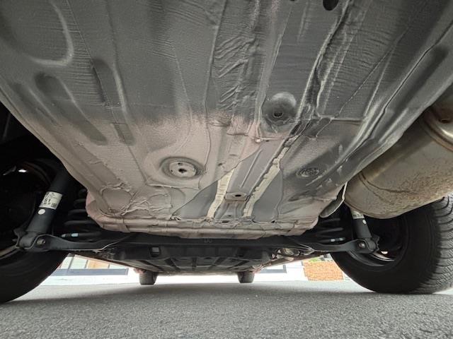 シャトル ハイブリッドXスタイルエディション 純正8インチナビ・バックカメラ・プッシュスタート・スマートキー・ビルトインETC・ステアリングリモコン・革巻きステアリング・ハーフレザーシート・社外ドライブレコーダー・純正フロアマット・ドアバイザー(40枚目)