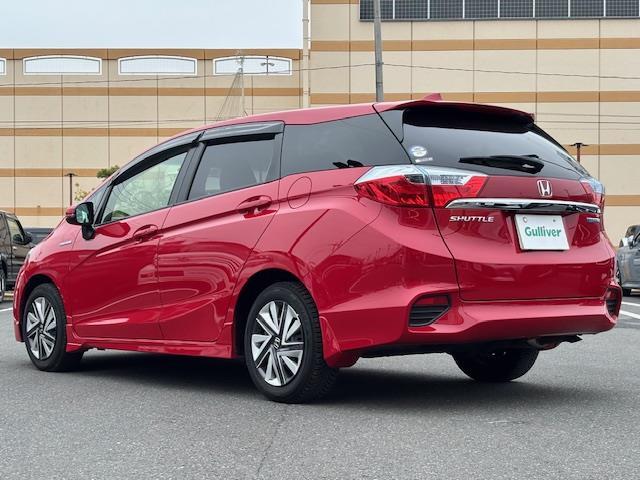 シャトル ハイブリッドXスタイルエディション 純正8インチナビ・バックカメラ・プッシュスタート・スマートキー・ビルトインETC・ステアリングリモコン・革巻きステアリング・ハーフレザーシート・社外ドライブレコーダー・純正フロアマット・ドアバイザー(43枚目)