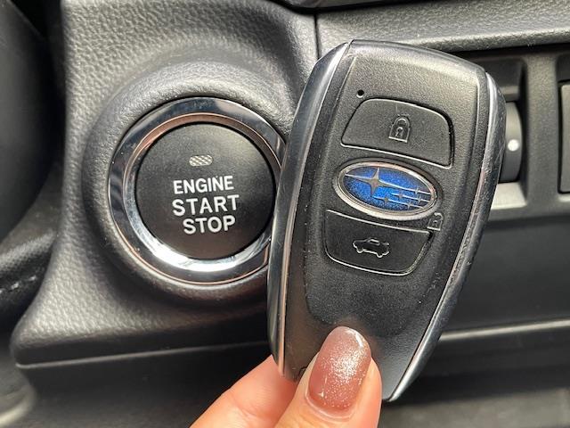 レヴォーグ レイバック リミテッドEX ・夏タイヤ24年製(7mm)・ACC☆ステアリングヒーター・ステアリングアシスト・AM・FM・USB・iPad☆Bluetooth接続・カープレイ対応純正ナビ・プッシュスタート(17枚目)