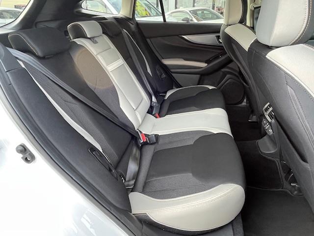 レヴォーグ レイバック リミテッドEX ・夏タイヤ24年製(7mm)・ACC☆ステアリングヒーター・ステアリングアシスト・AM・FM・USB・iPad☆Bluetooth接続・カープレイ対応純正ナビ・プッシュスタート(20枚目)