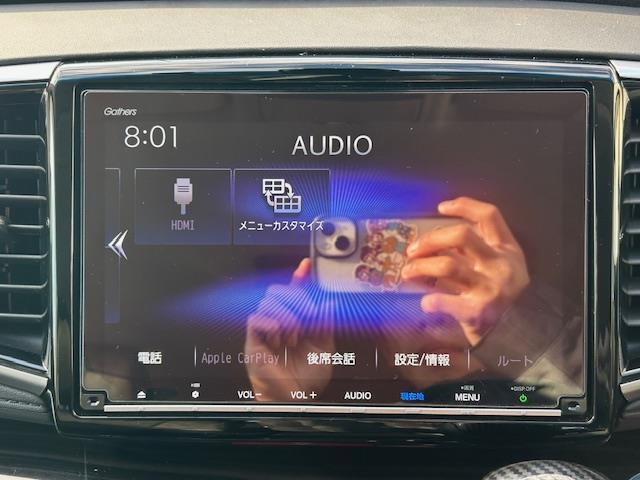 オデッセイハイブリッド ハイブリッド　パワーシートシートヒータースタットレスタイヤアルミホイール１７インチ付きレーダークルーズコントロールフリップダウンモニター衝突軽減機能両側パワースライドドアクリアランスソナーレーンキープ（4枚目）