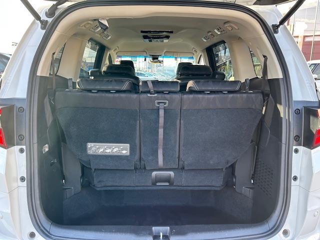 オデッセイハイブリッド ハイブリッド　パワーシートシートヒータースタットレスタイヤアルミホイール１７インチ付きレーダークルーズコントロールフリップダウンモニター衝突軽減機能両側パワースライドドアクリアランスソナーレーンキープ（25枚目）