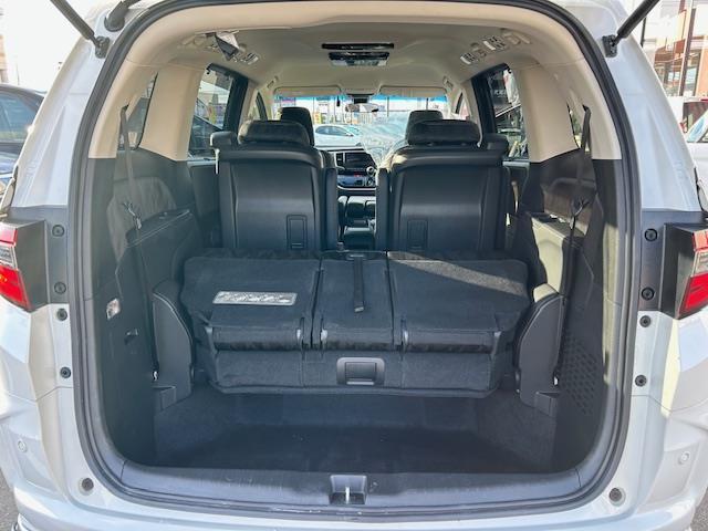 オデッセイハイブリッド ハイブリッド　パワーシートシートヒータースタットレスタイヤアルミホイール１７インチ付きレーダークルーズコントロールフリップダウンモニター衝突軽減機能両側パワースライドドアクリアランスソナーレーンキープ（28枚目）