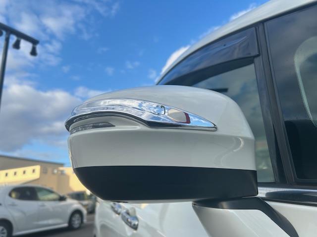 オデッセイハイブリッド ハイブリッド　パワーシートシートヒータースタットレスタイヤアルミホイール１７インチ付きレーダークルーズコントロールフリップダウンモニター衝突軽減機能両側パワースライドドアクリアランスソナーレーンキープ（36枚目）