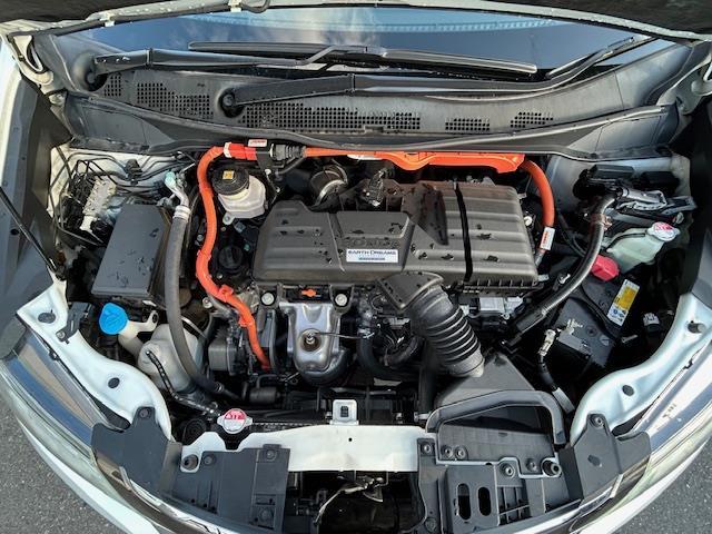 オデッセイハイブリッド ハイブリッド　パワーシートシートヒータースタットレスタイヤアルミホイール１７インチ付きレーダークルーズコントロールフリップダウンモニター衝突軽減機能両側パワースライドドアクリアランスソナーレーンキープ（39枚目）