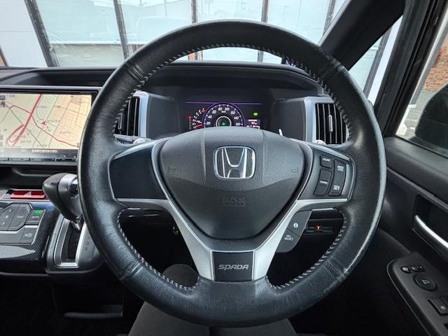 ステップワゴンスパーダ Z クールスピリット 純正SDナビ・フルセグTV・CD/FM/AM/SD/USB・レーダー探知機・ドラレコ・バックカメラ・ETC・両側パワースライド・フォグランプ・ドアバイザー(8枚目)