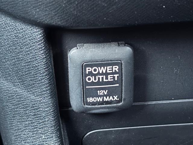 ステップワゴンスパーダ Z クールスピリット 純正SDナビ・フルセグTV・CD/FM/AM/SD/USB・レーダー探知機・ドラレコ・バックカメラ・ETC・両側パワースライド・フォグランプ・ドアバイザー(13枚目)