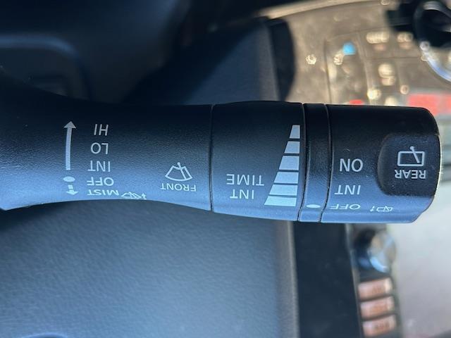 セレナ ハイウェイスター S-ハイブリッド エアロモード AM/FMBTTVSDUSBipodHDMIAUXエンジンスターター電動格納ミラーフォグランプドアバイザー(7枚目)