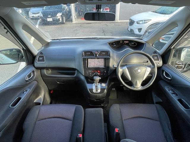 セレナ ハイウェイスター Vセレクション HDDナビ・AUX/CD/DVD・ワンセグTV・両側パワースライド・ETC・バックカメラ・フォグランプ・ドアバイザー(13枚目)