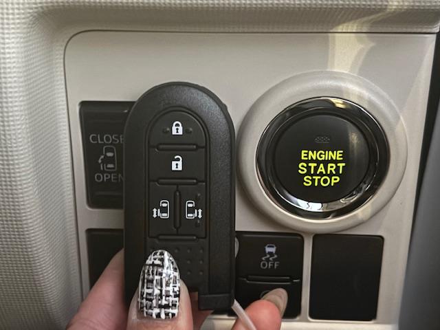 ムーヴキャンバス Ｇメイクアップ　ＳＡＩＩＩ　両側パワースライドドアワンオーナー衝突軽減装置横滑り防止機能アイドリングストップオートライトオートマチックハイビーム（17枚目）