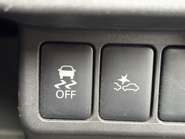 デイズ ハイウェイスター　Ｘ　純正ナビ・Ｐスタート・パワーステアリング・パワーウィンドウ・ドラレコ・ステアリングリモコン・Ａストップ・電格ミラー・横滑り防止・衝突軽減・ＡＢＳ・ＬＥＤライト・ドアバイザー・純正フロアマット（14枚目）