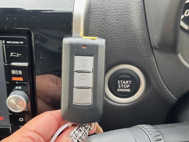 デイズ ハイウェイスター　Ｘ　純正ナビ・Ｐスタート・パワーステアリング・パワーウィンドウ・ドラレコ・ステアリングリモコン・Ａストップ・電格ミラー・横滑り防止・衝突軽減・ＡＢＳ・ＬＥＤライト・ドアバイザー・純正フロアマット（15枚目）